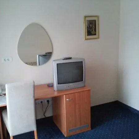 Hotel Monument 4*