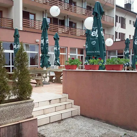 Hotel Monument